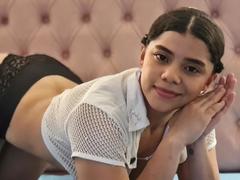 JulieeHabubu - female with black hair and  small tits webcam at xLoveCam