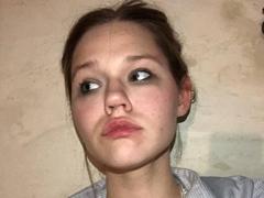 JulietErbst - blond female webcam at xLoveCam
