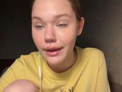 JulietErbst - blond female webcam at xLoveCam