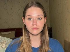 JulietErbst - blond female webcam at xLoveCam