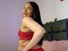 JuliietaParker - female with black hair webcam at LiveJasmin
