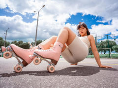 JuliettaHott - female with black hair and  big tits webcam at xLoveCam