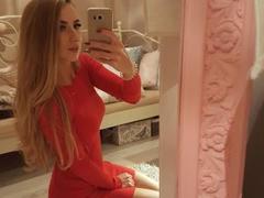 JulietteCute - female webcam at xLoveCam