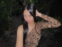 JulissaBlockmon - female with black hair webcam at xLoveCam