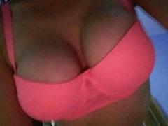 JulyReya - female with black hair and  big tits webcam at LiveJasmin