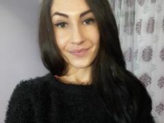 JulyReya - female with black hair and  big tits webcam at LiveJasmin