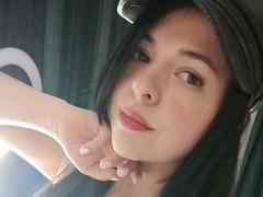 JulyMia from xLoveCam