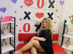 JulyaBailly - blond female with  small tits webcam at xLoveCam