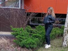 JulyaBailly - blond female with  small tits webcam at xLoveCam