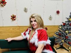 JulyaBailly - blond female with  small tits webcam at xLoveCam