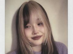 JungMcgranor - female webcam at xLoveCam