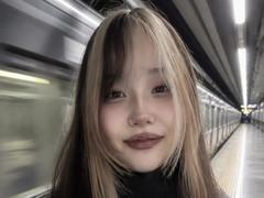 JungMcgranor - female webcam at xLoveCam