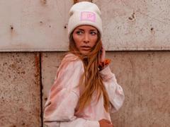 JustJessy-hot - female with brown hair webcam at xLoveCam