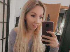 JustKerry-hot - female webcam at xLoveCam