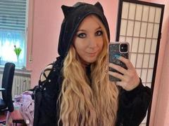 JustKerry-hot - female webcam at xLoveCam