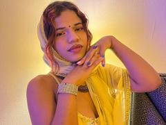 KairaDayamai - female with red hair webcam at xLoveCam