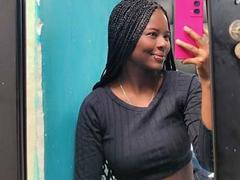 Kairaa - female with black hair webcam at xLoveCam