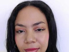 KalindaSajanii - female webcam at xLoveCam