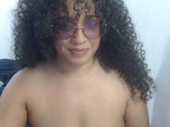 Kalith - female webcam at xLoveCam
