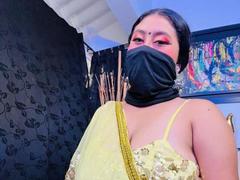 KalpanaAisha - female with black hair webcam at xLoveCam