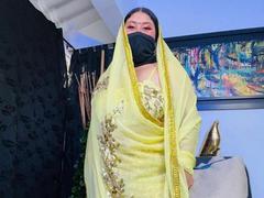 KalpanaAisha - female with black hair webcam at xLoveCam