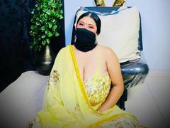 KalpanaAisha - female with black hair webcam at xLoveCam