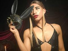 Kalyban - blond shemale webcam at xLoveCam