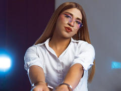Kalyban - blond shemale webcam at xLoveCam