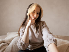 KamKetchum - blond female with  big tits webcam at xLoveCam