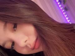 KandraPutney - female with brown hair and  big tits webcam at xLoveCam