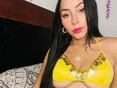 KaramStone - female with black hair webcam at xLoveCam