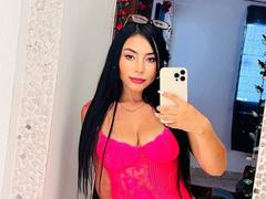 KaramStone - female with black hair webcam at xLoveCam
