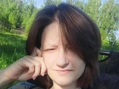 KarenaDenjen - female with brown hair webcam at xLoveCam