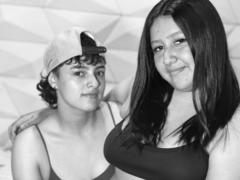 KariDaka - female with black hair webcam at xLoveCam