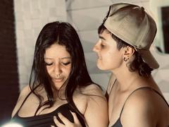 KariDaka - female with black hair webcam at xLoveCam