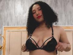 KarinaLovey from xLoveCam