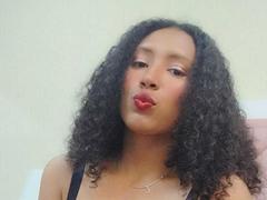 KarinaLovey - female with black hair webcam at xLoveCam