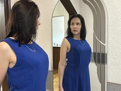 KarinaSwan - female with black hair webcam at xLoveCam