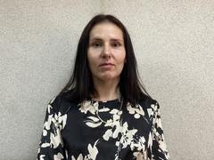 KarinaSwan - female with black hair webcam at xLoveCam