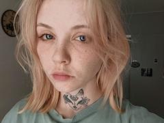 KarissaSuttles from xLoveCam