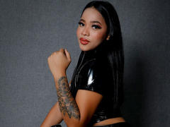 KarlaBellucci - female with black hair webcam at LiveJasmin