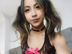 KarlaMiilan - female webcam at xLoveCam