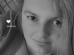 KarmenAngel from xLoveCam