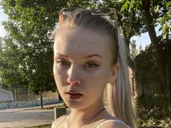 KaroasLove - blond female with  big tits webcam at xLoveCam
