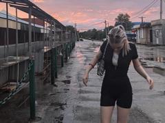 KaroasLove - blond female with  big tits webcam at xLoveCam