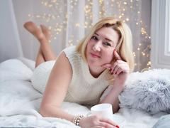 KarolinaInsky - blond female with  big tits webcam at xLoveCam
