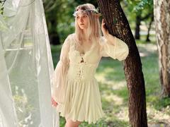 KarolinaRay-hot - blond female webcam at xLoveCam