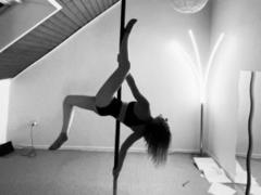 Karolinalisa-hot from xLoveCam