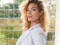 KassSalvatore - blond shemale webcam at xLoveCam