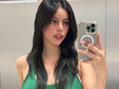 KatC - shemale with black hair and  small tits webcam at xLoveCam